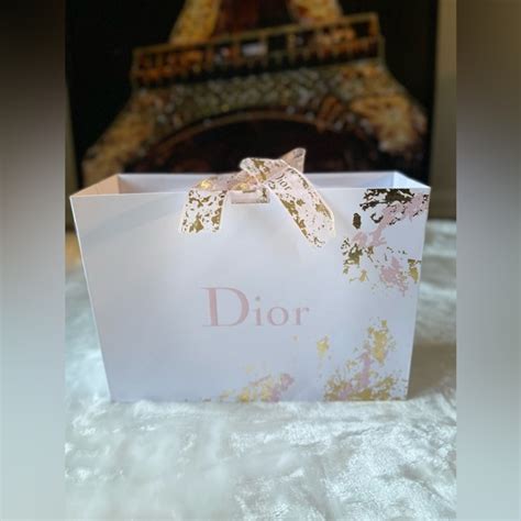 dior bonus gifting clutch